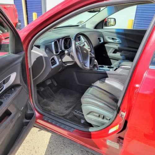 driver side view of 2011 Chevy Equinox LT